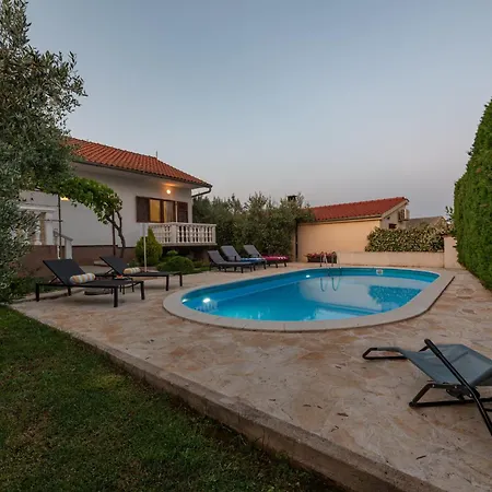 Pine Zadarvillas 빌라 *