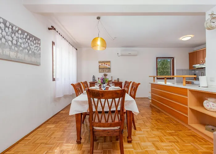 Pine Zadarvillas Вилла *